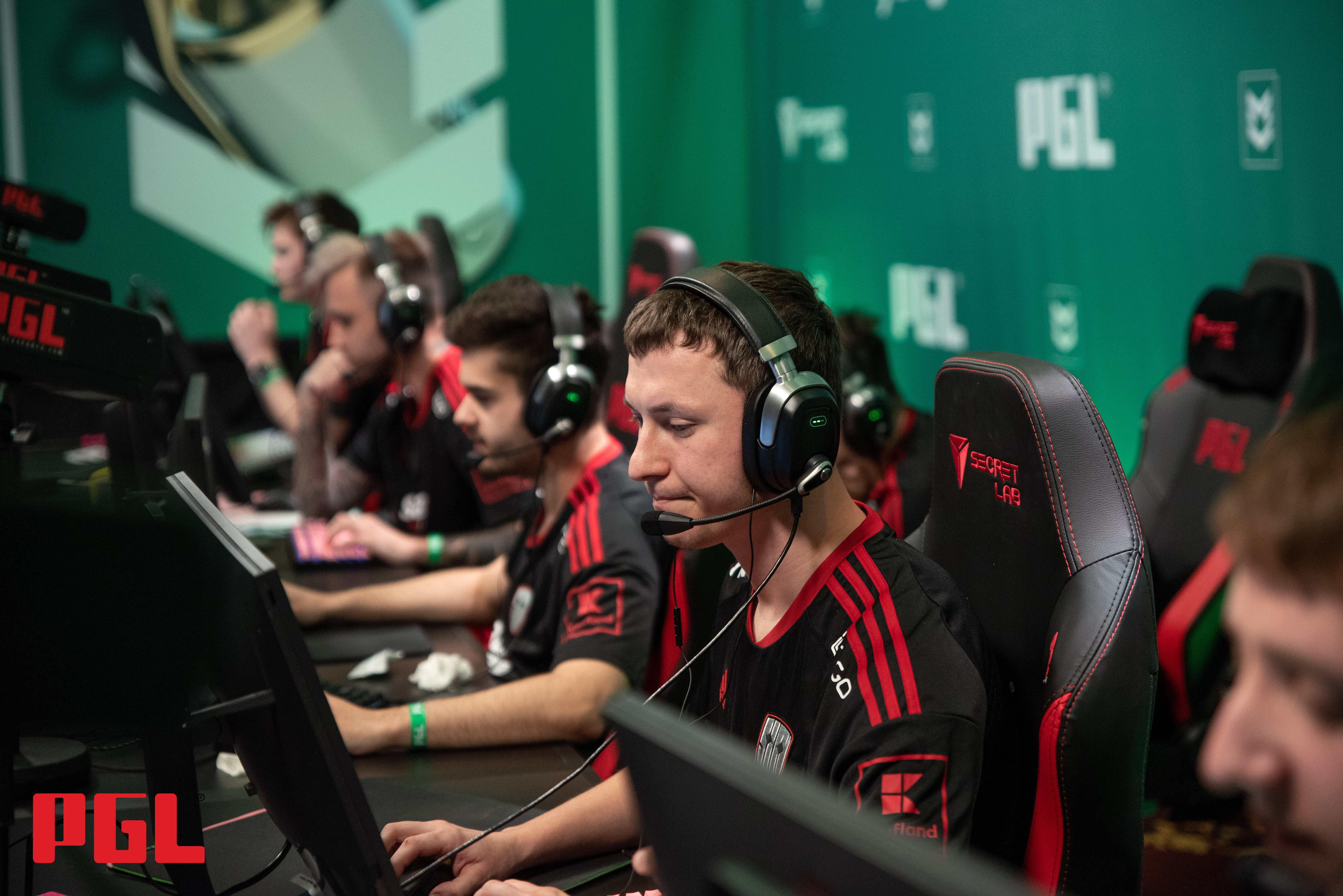 April 24, 2022_STEFAN PETRESCU_@satori_studio-PGL-RMR-EUROPE-B__SAT5229.jpg